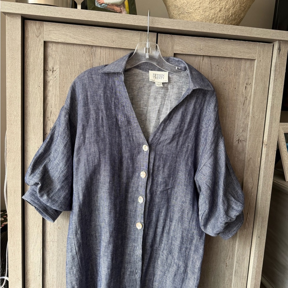 Fifteen Twenty woman’s Navy Blue Linen Button-Down Shirt
